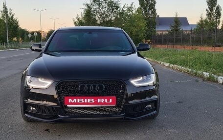 Audi A4, 2014 год, 2 200 000 рублей, 3 фотография