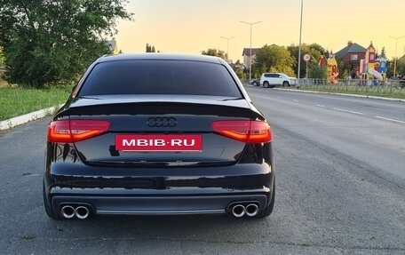 Audi A4, 2014 год, 2 200 000 рублей, 5 фотография