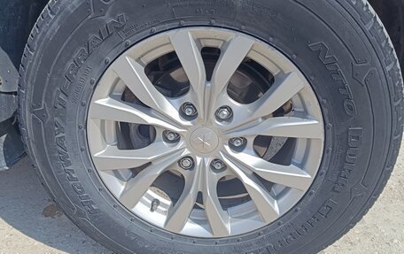 Mitsubishi Pajero Sport II рестайлинг, 2014 год, 2 150 000 рублей, 16 фотография