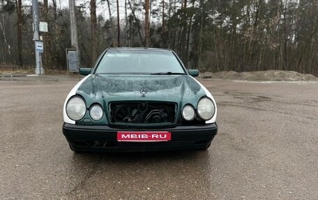 Mercedes-Benz E-Класс, 1997 год, 250 000 рублей, 4 фотография