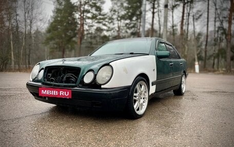 Mercedes-Benz E-Класс, 1997 год, 250 000 рублей, 10 фотография