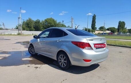 Hyundai Solaris II рестайлинг, 2014 год, 850 000 рублей, 6 фотография