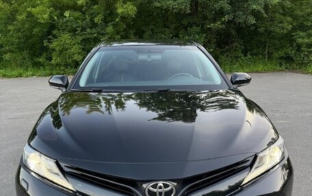 Toyota Camry, 2019 год, 2 850 000 рублей, 6 фотография