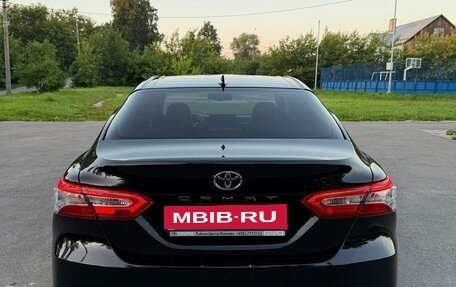 Toyota Camry, 2019 год, 2 850 000 рублей, 16 фотография