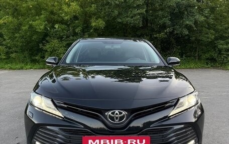 Toyota Camry, 2019 год, 2 850 000 рублей, 29 фотография