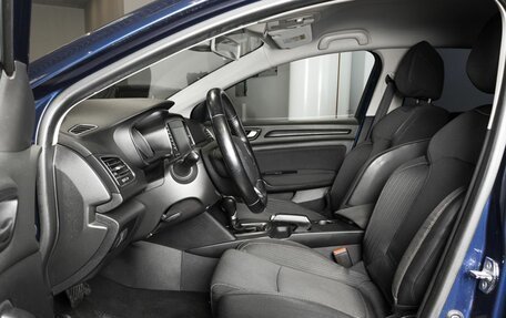 Renault Megane IV, 2017 год, 1 352 000 рублей, 11 фотография