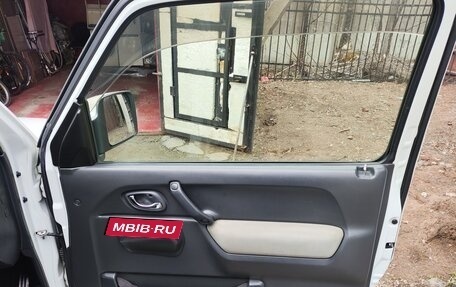 Suzuki Jimny, 2009 год, 795 000 рублей, 27 фотография