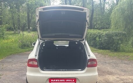 Skoda Superb III рестайлинг, 2010 год, 1 200 000 рублей, 9 фотография