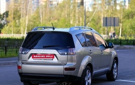 Mitsubishi Outlander III рестайлинг 3, 2007 год, 1 350 000 рублей, 3 фотография