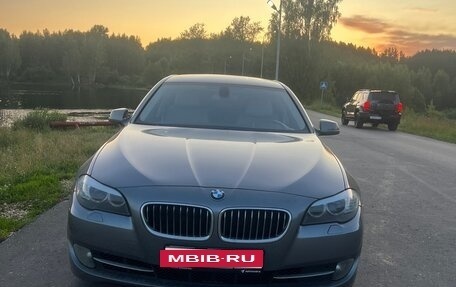 BMW 5 серия, 2012 год, 1 400 000 рублей, 2 фотография