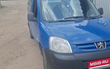 Peugeot Partner II рестайлинг 2, 2010 год, 390 000 рублей, 2 фотография