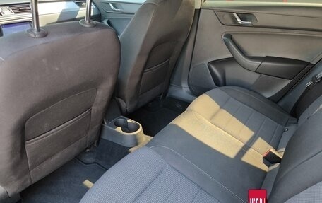Skoda Rapid I, 2014 год, 1 150 000 рублей, 14 фотография