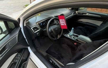 Ford Fusion (North America) II, 2019 год, 1 400 000 рублей, 7 фотография