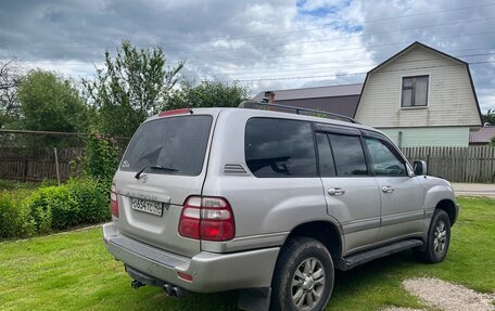 Toyota Land Cruiser 100 рестайлинг 2, 2003 год, 1 350 000 рублей, 10 фотография