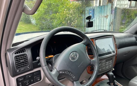 Toyota Land Cruiser 100 рестайлинг 2, 2003 год, 1 350 000 рублей, 4 фотография