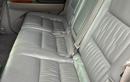Toyota Land Cruiser 100 рестайлинг 2, 2003 год, 1 350 000 рублей, 11 фотография