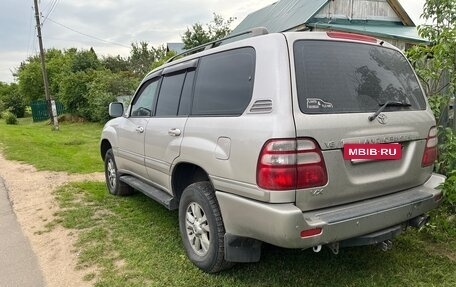 Toyota Land Cruiser 100 рестайлинг 2, 2003 год, 1 350 000 рублей, 2 фотография