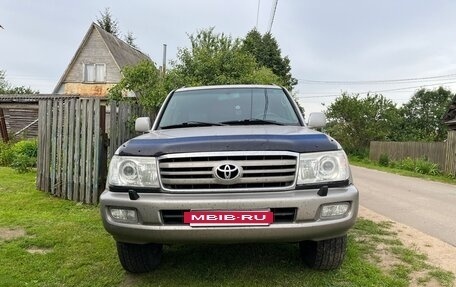 Toyota Land Cruiser 100 рестайлинг 2, 2003 год, 1 350 000 рублей, 12 фотография