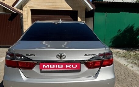 Toyota Camry, 2015 год, 1 850 000 рублей, 4 фотография