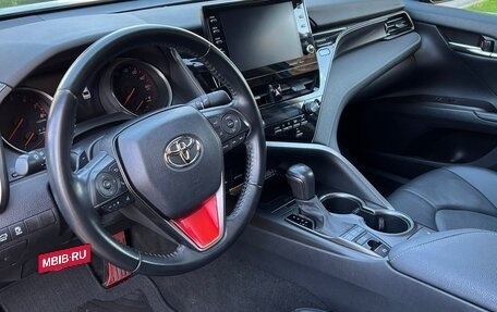 Toyota Camry, 2020 год, 2 900 000 рублей, 11 фотография