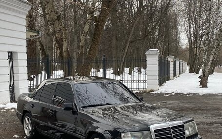 Mercedes-Benz W124, 1988 год, 130 000 рублей, 2 фотография