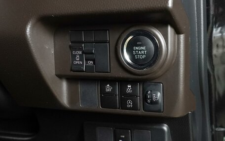Toyota Roomy I, 2021 год, 1 229 000 рублей, 17 фотография