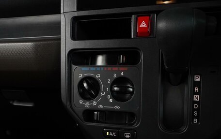 Toyota Roomy I, 2021 год, 1 229 000 рублей, 12 фотография