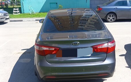 KIA Rio III рестайлинг, 2012 год, 600 000 рублей, 2 фотография