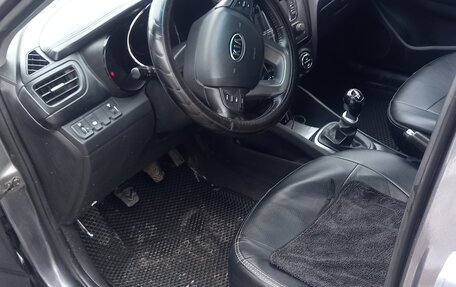 KIA Rio III рестайлинг, 2012 год, 600 000 рублей, 5 фотография