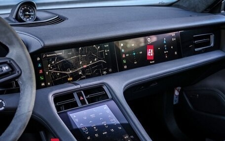 Porsche Taycan I, 2022 год, 11 300 000 рублей, 12 фотография