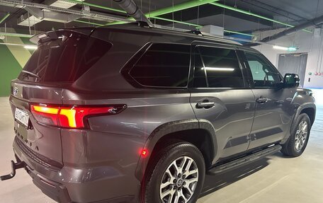 Toyota Sequoia, 2023 год, 13 250 000 рублей, 4 фотография