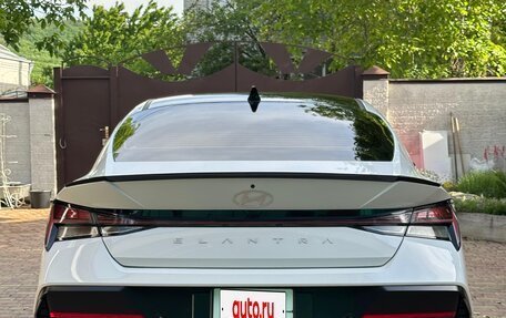 Hyundai Elantra, 2023 год, 2 330 000 рублей, 6 фотография