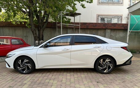 Hyundai Elantra, 2023 год, 2 330 000 рублей, 7 фотография