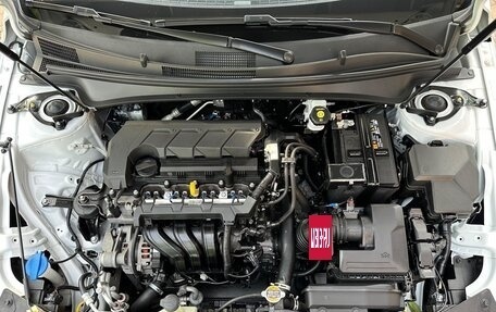 Hyundai Elantra, 2023 год, 2 330 000 рублей, 11 фотография