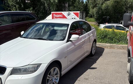 BMW 3 серия, 2010 год, 1 150 000 рублей, 13 фотография