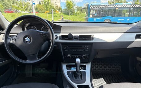 BMW 3 серия, 2010 год, 1 150 000 рублей, 17 фотография