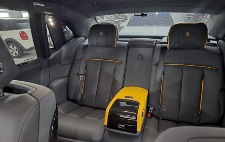 Rolls-Royce Phantom VIII, 2023 год, 48 000 000 рублей, 4 фотография