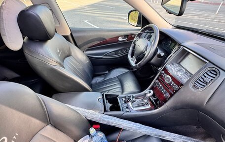 Infiniti QX50 I рестайлинг, 2013 год, 1 600 000 рублей, 16 фотография