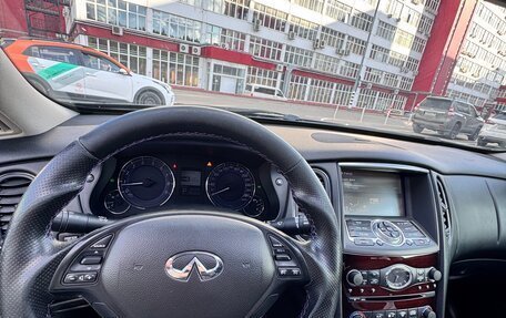 Infiniti QX50 I рестайлинг, 2013 год, 1 600 000 рублей, 27 фотография
