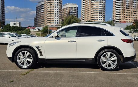 Infiniti QX70, 2014 год, 2 080 000 рублей, 8 фотография