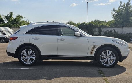 Infiniti QX70, 2014 год, 2 080 000 рублей, 4 фотография