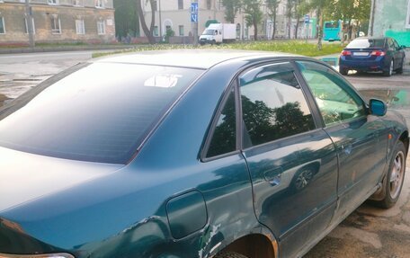 Audi A4, 1995 год, 200 000 рублей, 1 фотография