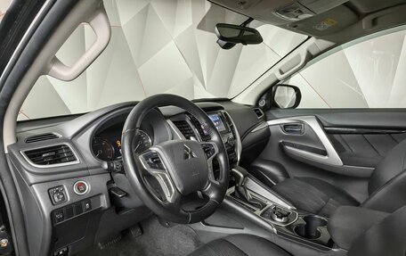 Mitsubishi Pajero Sport III рестайлинг, 2019 год, 3 098 000 рублей, 14 фотография