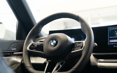 BMW 5 серия, 2024 год, 9 750 000 рублей, 11 фотография