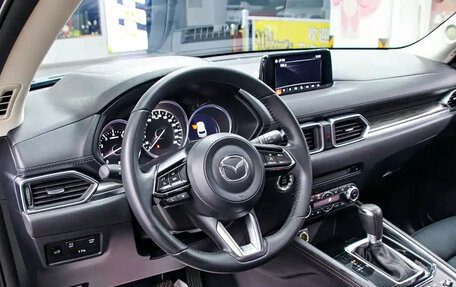 Mazda CX-5 II, 2025 год, 2 831 000 рублей, 5 фотография