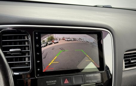 Mitsubishi Outlander III рестайлинг 3, 2014 год, 1 350 000 рублей, 19 фотография
