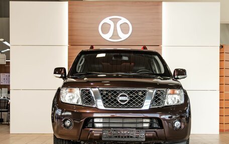 Nissan Pathfinder, 2011 год, 1 395 000 рублей, 2 фотография
