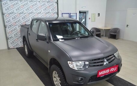 Mitsubishi L200 IV рестайлинг, 2011 год, 999 000 рублей, 4 фотография