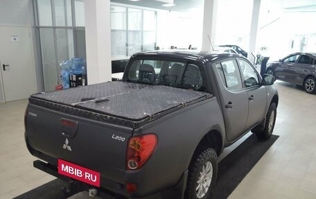 Mitsubishi L200 IV рестайлинг, 2011 год, 999 000 рублей, 8 фотография