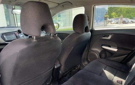 Honda Insight II рестайлинг, 2012 год, 920 000 рублей, 18 фотография